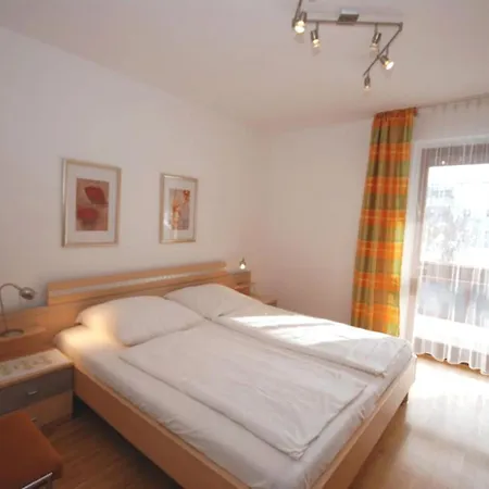 Апартаменты Ferienwohnung Zenostrasse 5 *