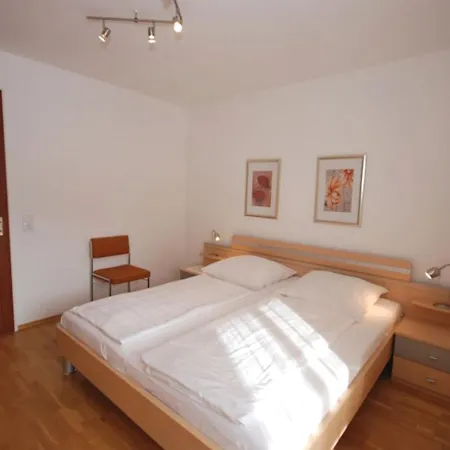Ferienwohnung Zenostrasse 5 Апартаменты *