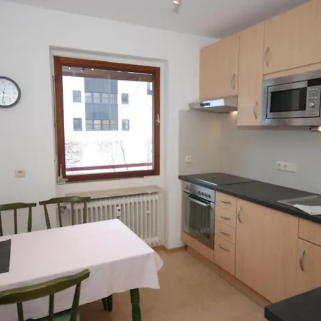 Апартаменты Ferienwohnung Zenostrasse 5
